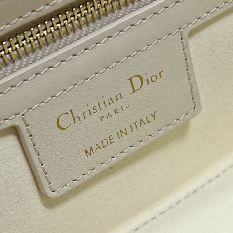 Dior Montaigne Bags